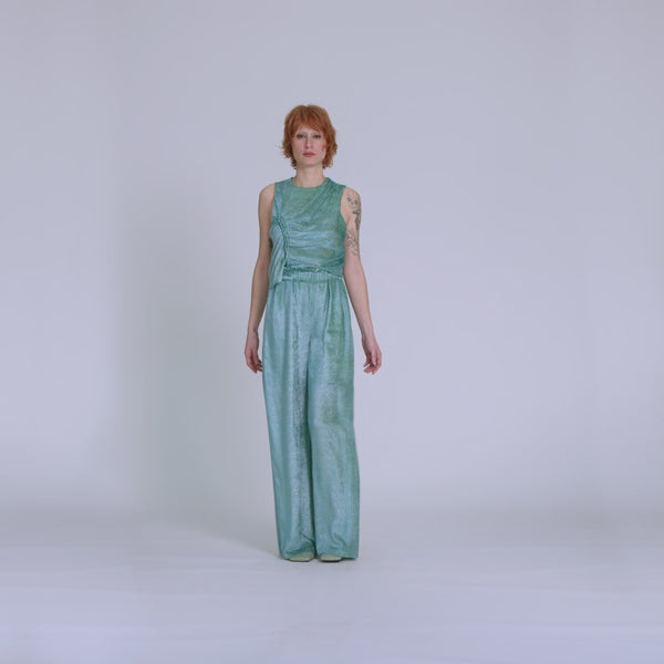 EDNA turquoise viscose palazzo trousers for evening walks on the beach Dorilou.
EDNA is a genderless style, available in plus size and also designed for curvy figures.